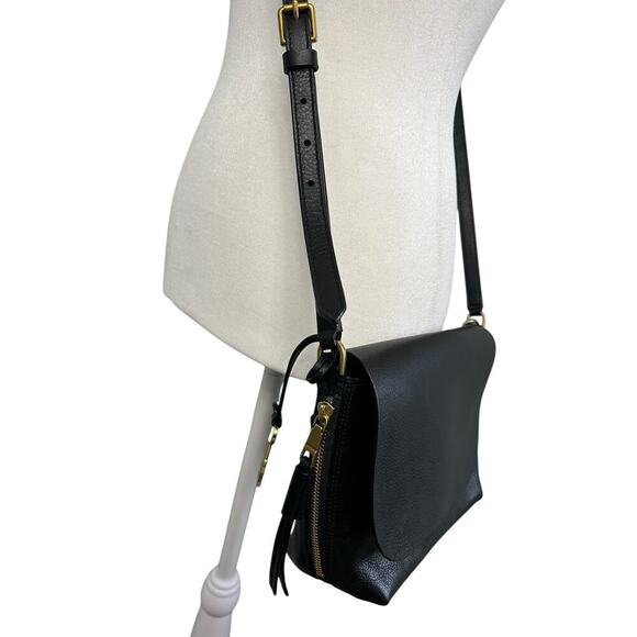 Fossil Maya Black Pebble Leather Small Flap Crossbody Bag Adjustable Strap Purse - Picture 4 of 16